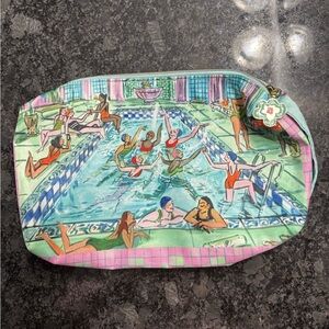 Estee Lauder Cosmetic Makeup Bag Swimmers in Pool Charm Zip 10 x 2.5 x 6 in